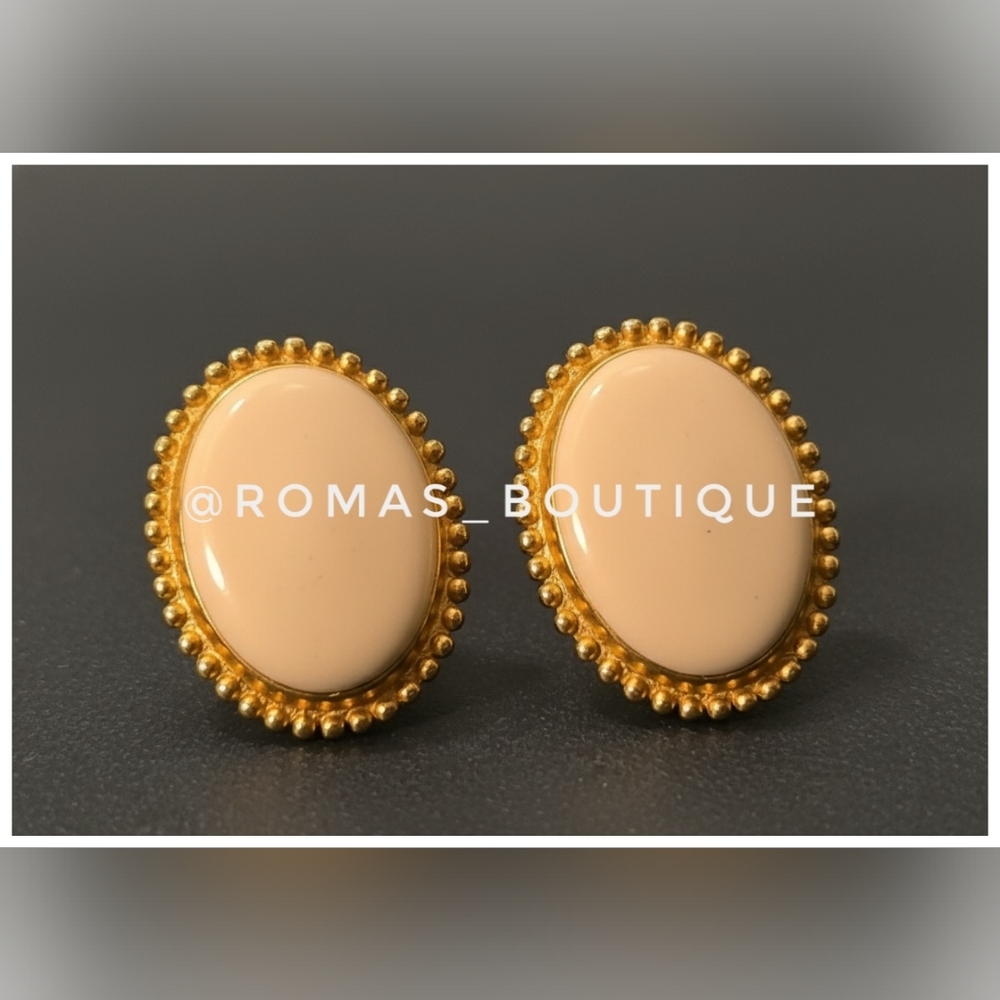 Vintage Trifari Gold and Cream Tone Oval Clip Earrings